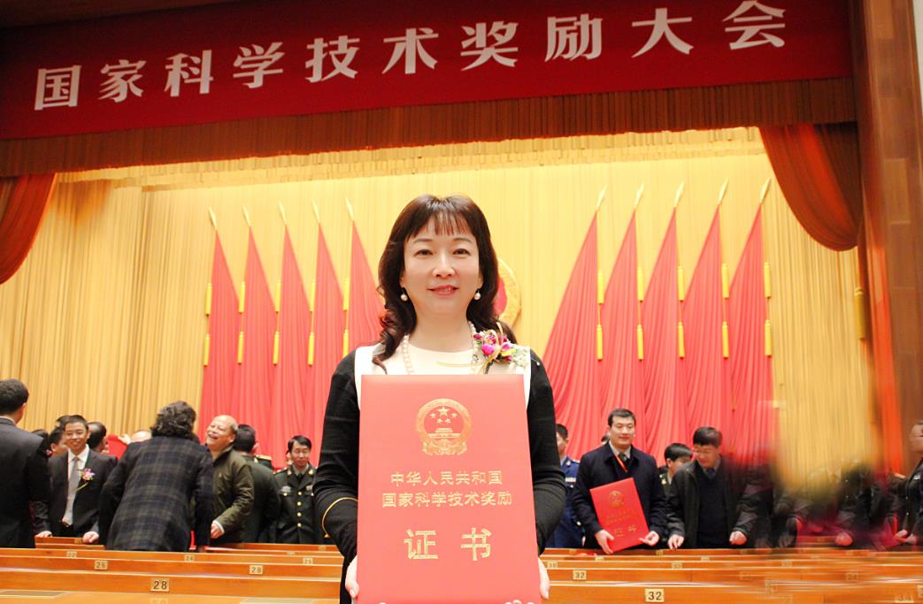 艾普拉唑獲國(guó)家科學(xué)技術(shù)二等獎(jiǎng)。